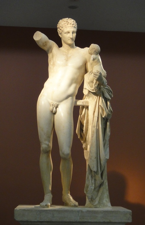 這個西元前 300 年左右的雕刻，是由當時最著名的藝術家 Praxiteles 完成的 (影響了後代希臘與羅馬的雕刻藝術)