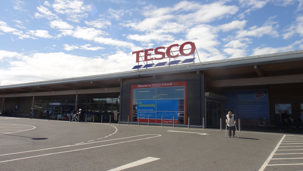 Kirkwall 市中心有兩大超市可以補給 (Tesco)