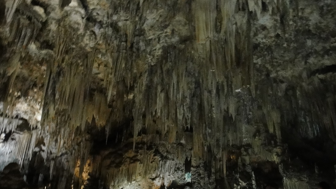 Nerja 是一個相當壯觀的鐘乳石洞